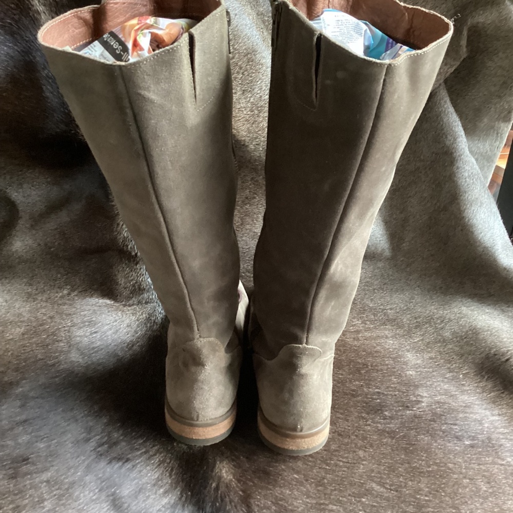 Born Brown Suede Leather Lace Up High Boots - Picture 2 of 15